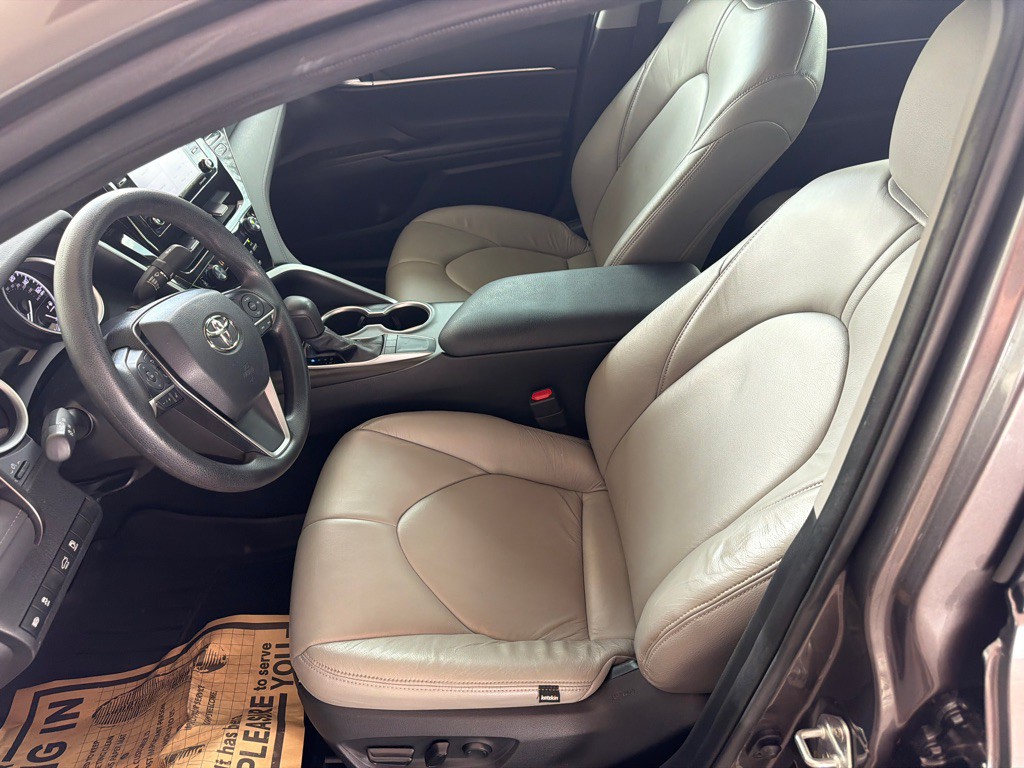 2022 Toyota Camry Image 9