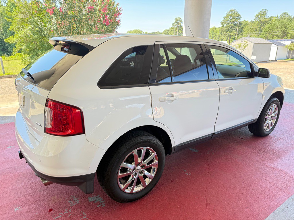 2014 Ford Edge Image 9