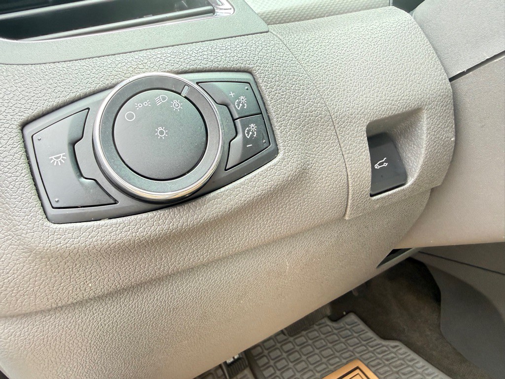 2014 Ford Edge Image 17
