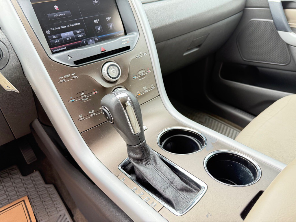 2014 Ford Edge Image 21