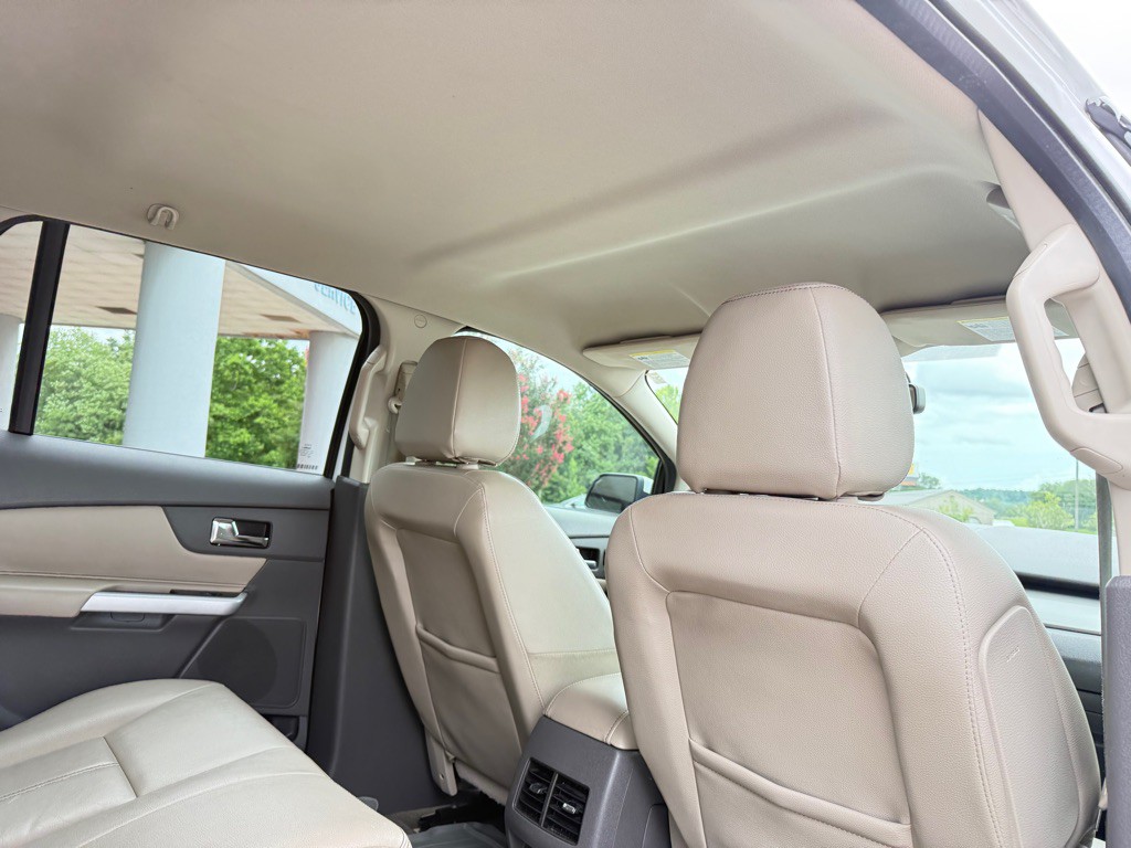 2014 Ford Edge Image 27