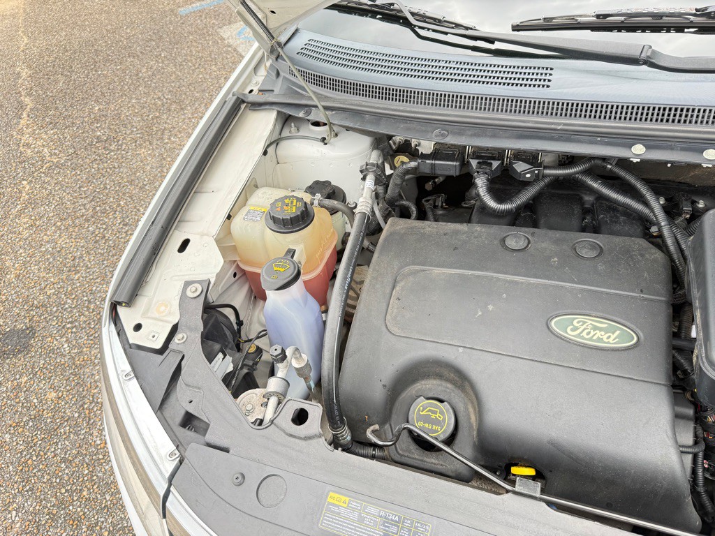 2014 Ford Edge Image 32