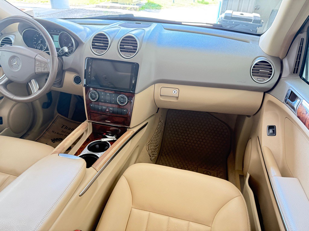2008 Mercedes-Benz M-Class Image 11