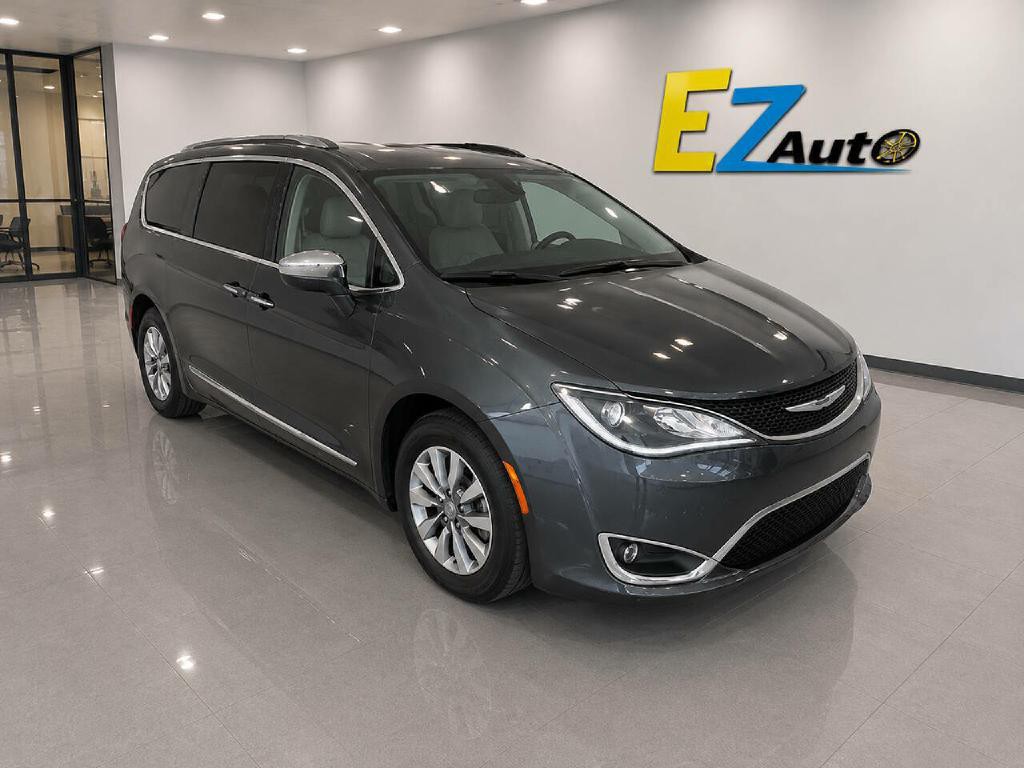 2020 Chrysler Pacifica Image 1