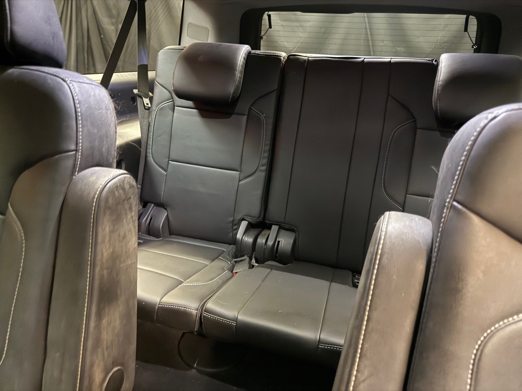 2020 Chevrolet Suburban Image 16