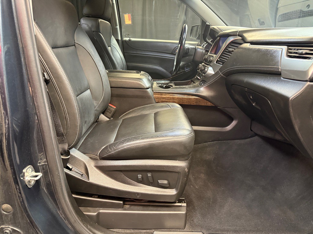 2020 Chevrolet Suburban Image 21