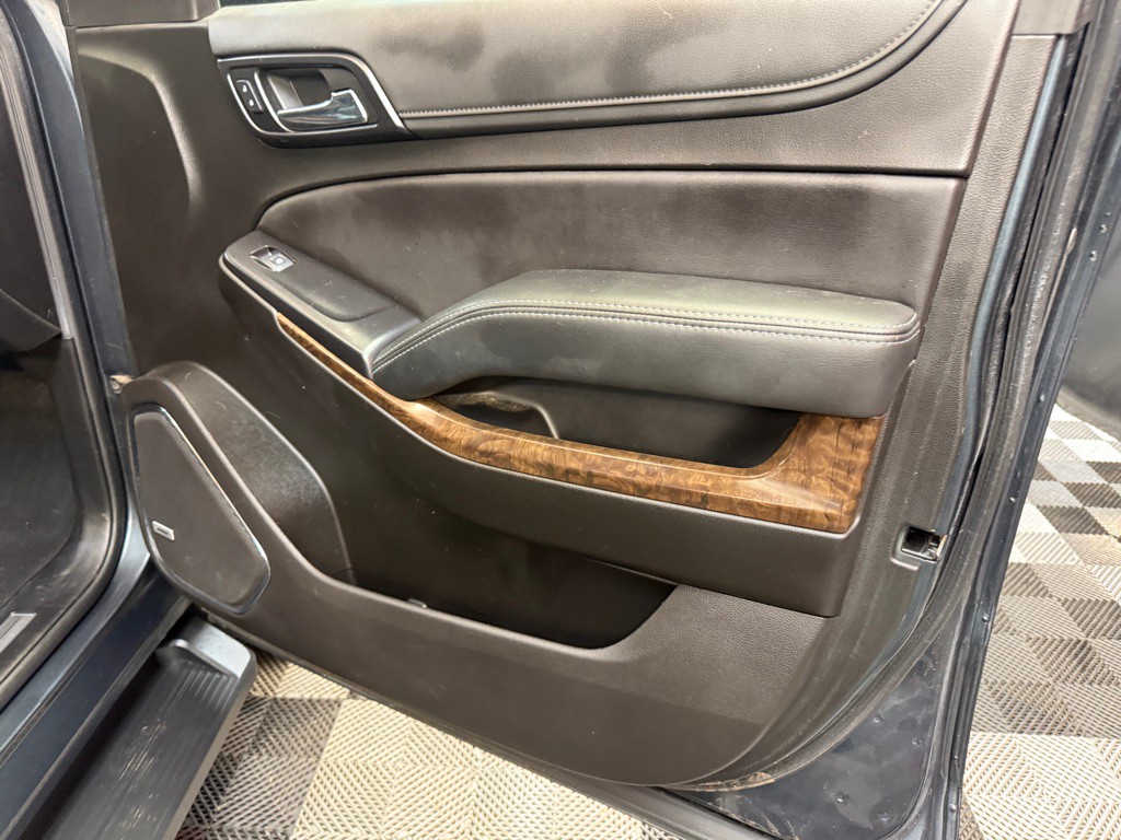 2020 Chevrolet Suburban Image 22