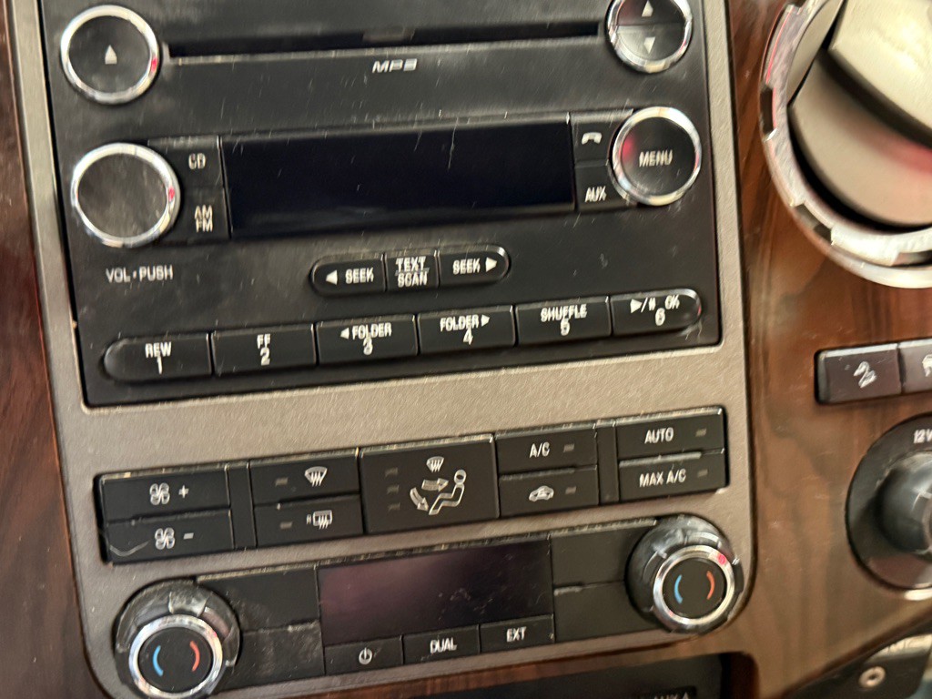 2012 Ford F-250 Image 11