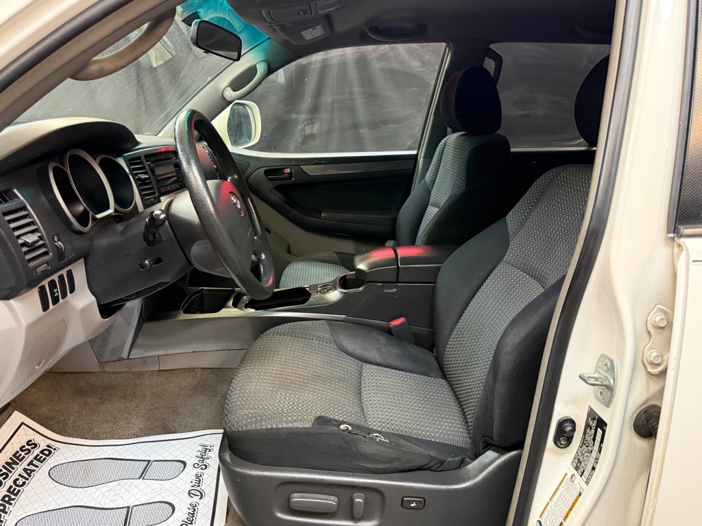 2007 Toyota 4Runner Image 15