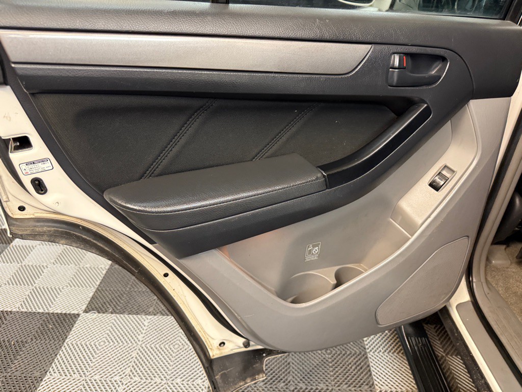 2007 Toyota 4Runner Image 19