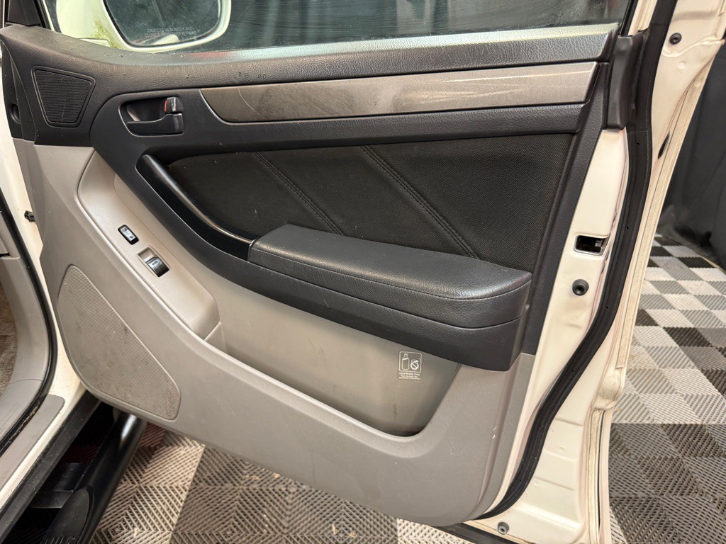 2007 Toyota 4Runner Image 22