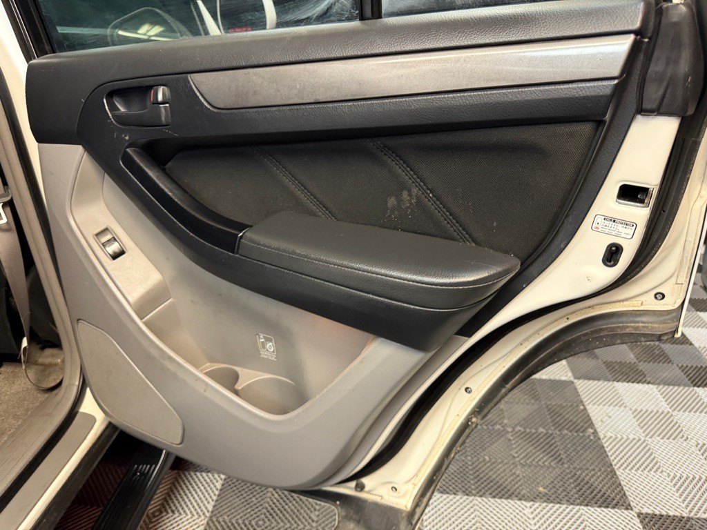 2007 Toyota 4Runner Image 24