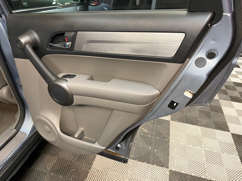 2011 Honda CR-V Image 17