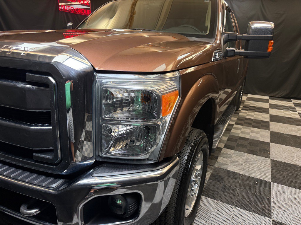 2011 Ford F-250 Image 4