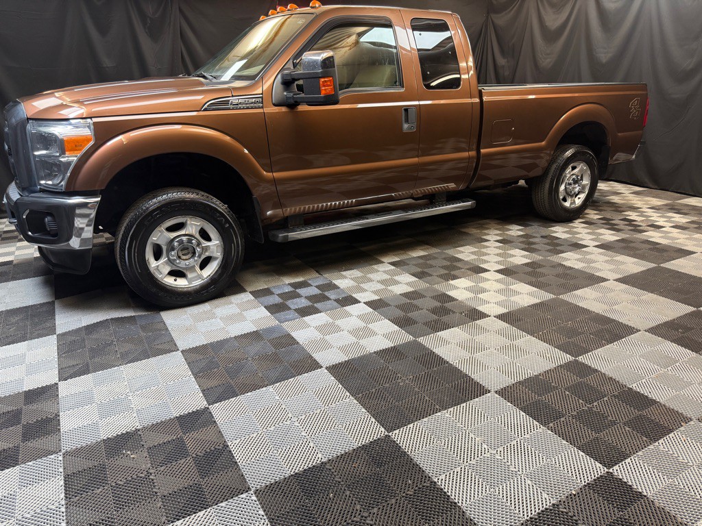 2011 Ford F-250 Image 6