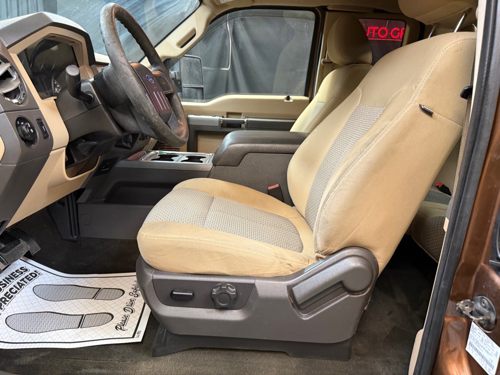 2011 Ford F-250 Image 10