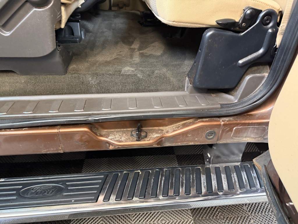 2011 Ford F-250 Image 17