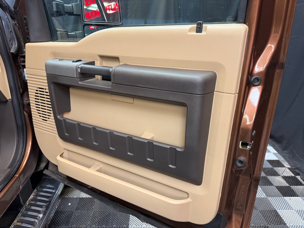 2011 Ford F-250 Image 21