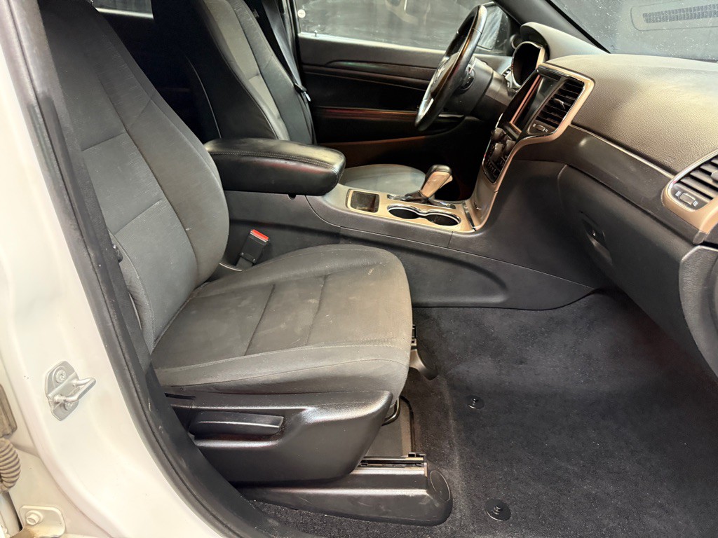 2017 Jeep Grand Cherokee Image 15