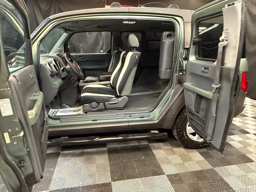 2003 Honda Element Image 13
