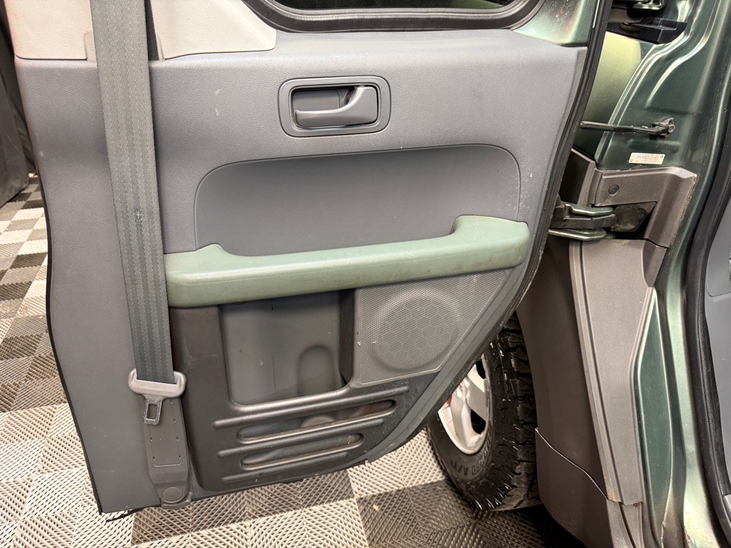 2003 Honda Element Image 21