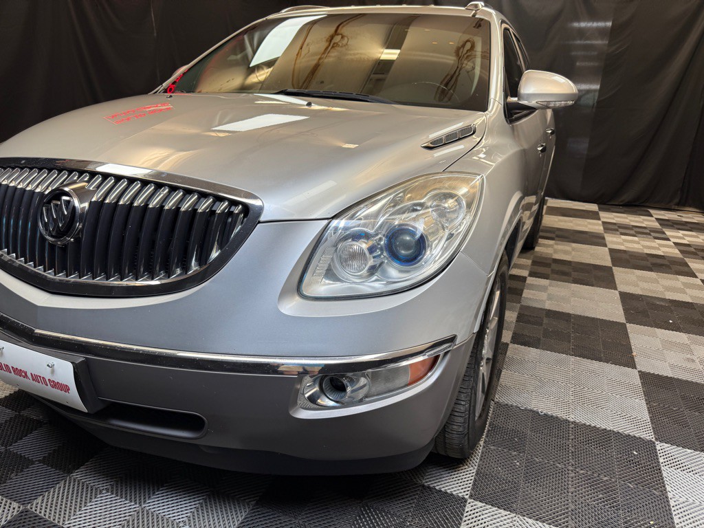 2017 Buick Enclave Image 3