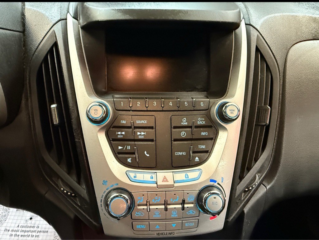 2015 Chevrolet Equinox Image 11