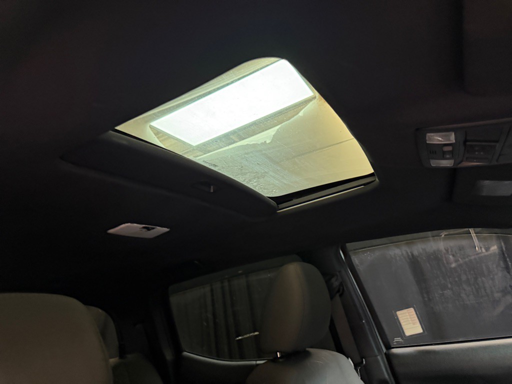 2017 Toyota Tacoma Image 10