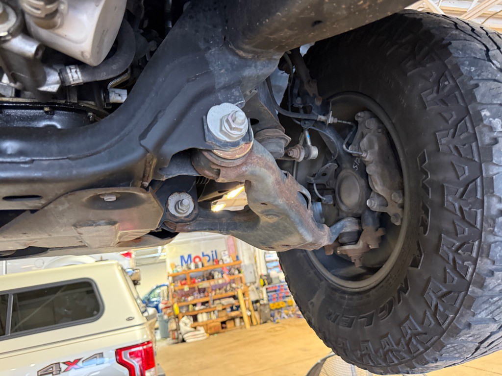 2017 Toyota Tacoma Image 33