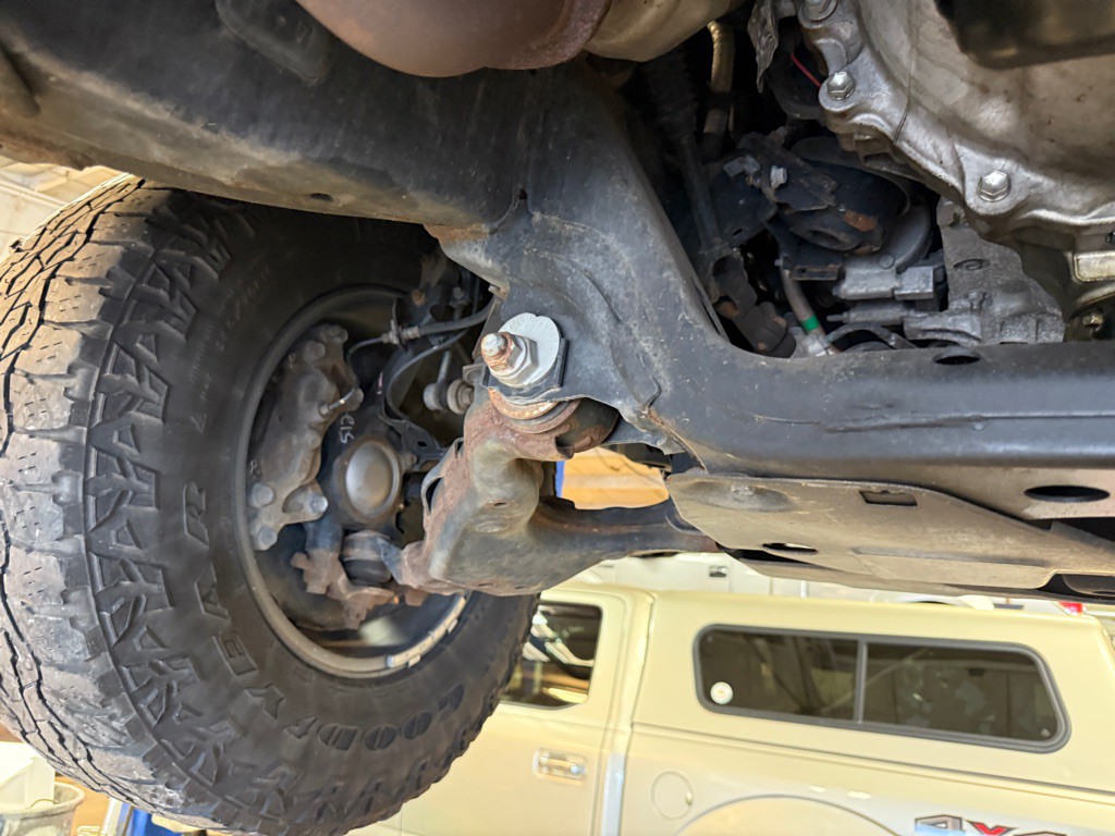 2017 Toyota Tacoma Image 35