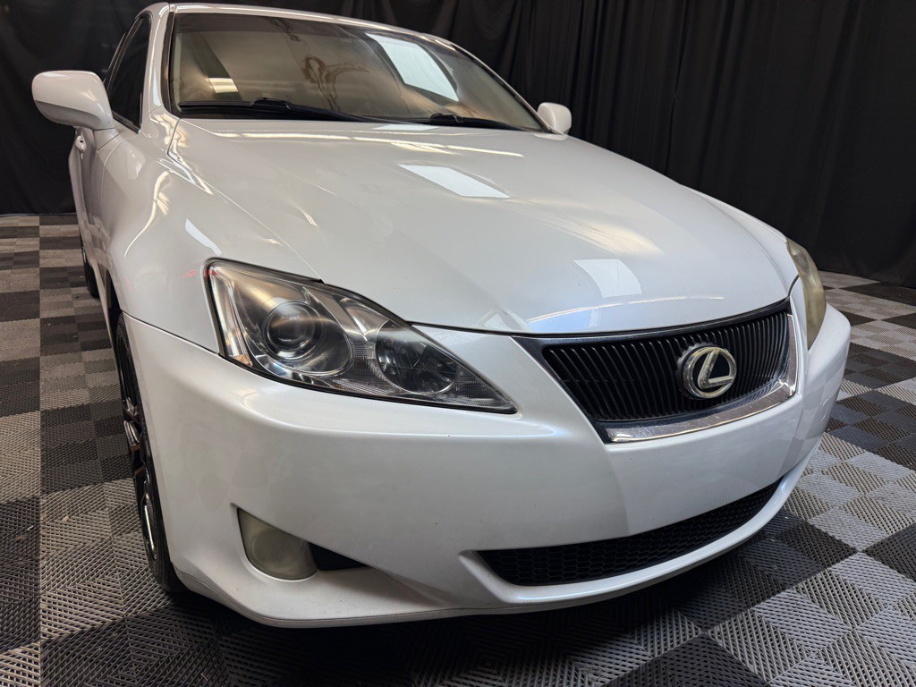 2008 Lexus IS Image 1