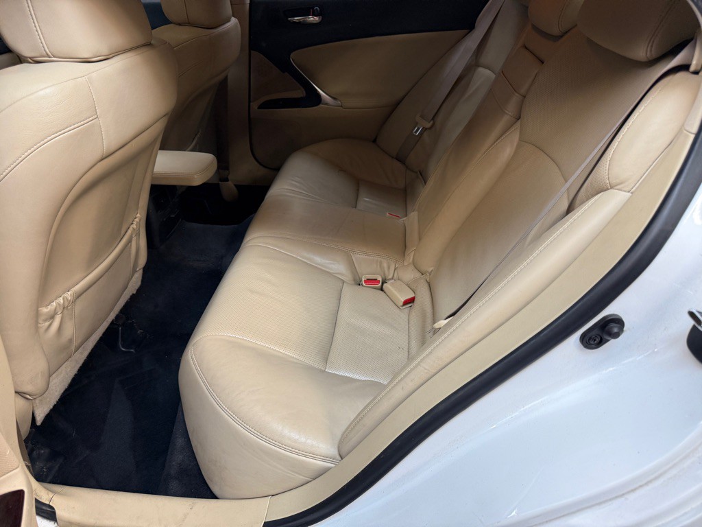 2008 Lexus IS Image 13