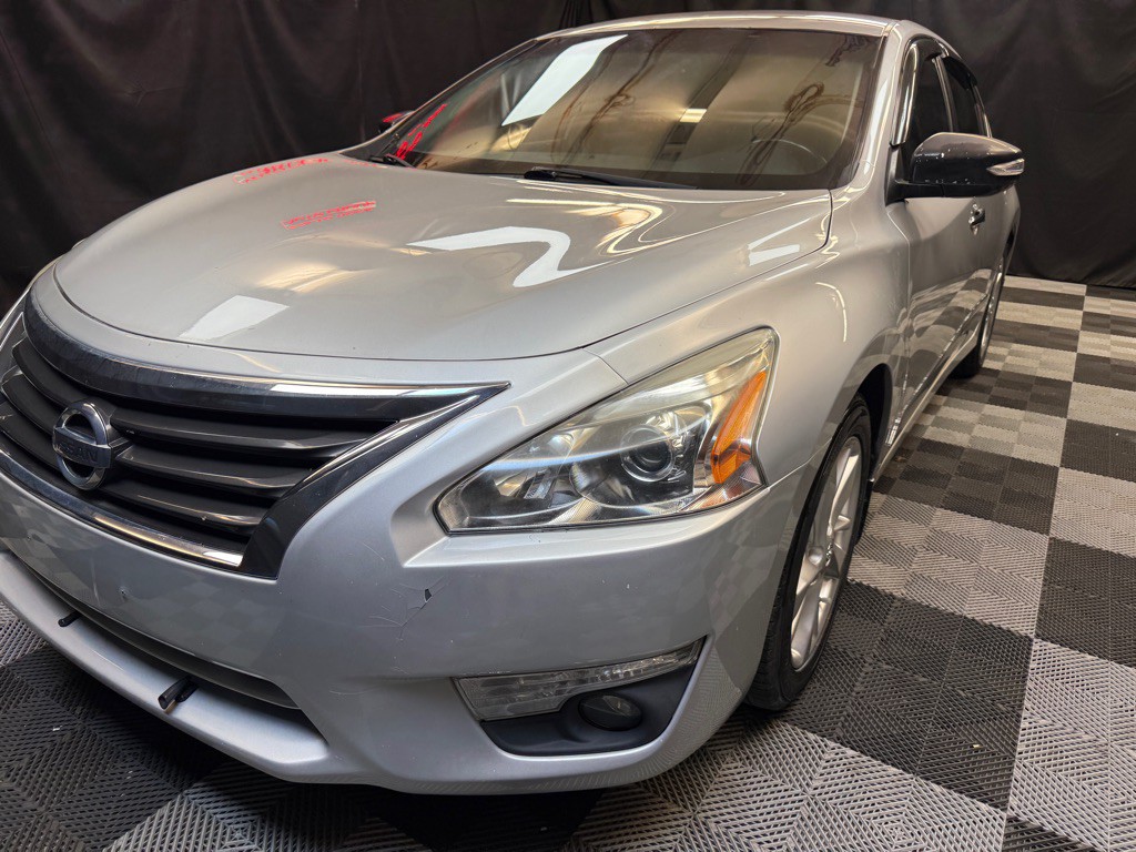 2013 Nissan Altima Image 3