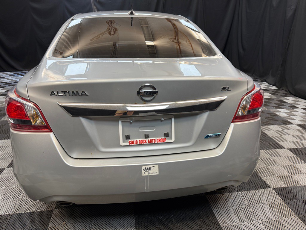 2013 Nissan Altima Image 7