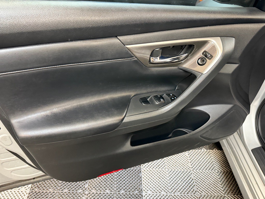 2013 Nissan Altima Image 14