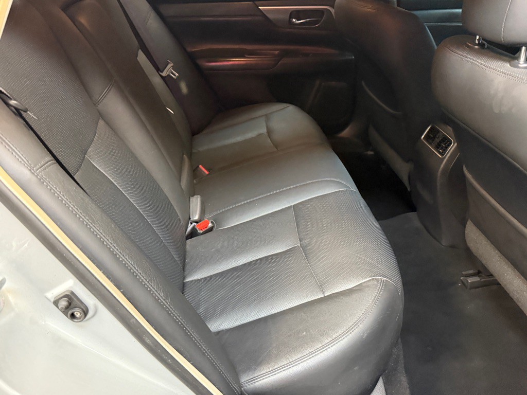 2013 Nissan Altima Image 20