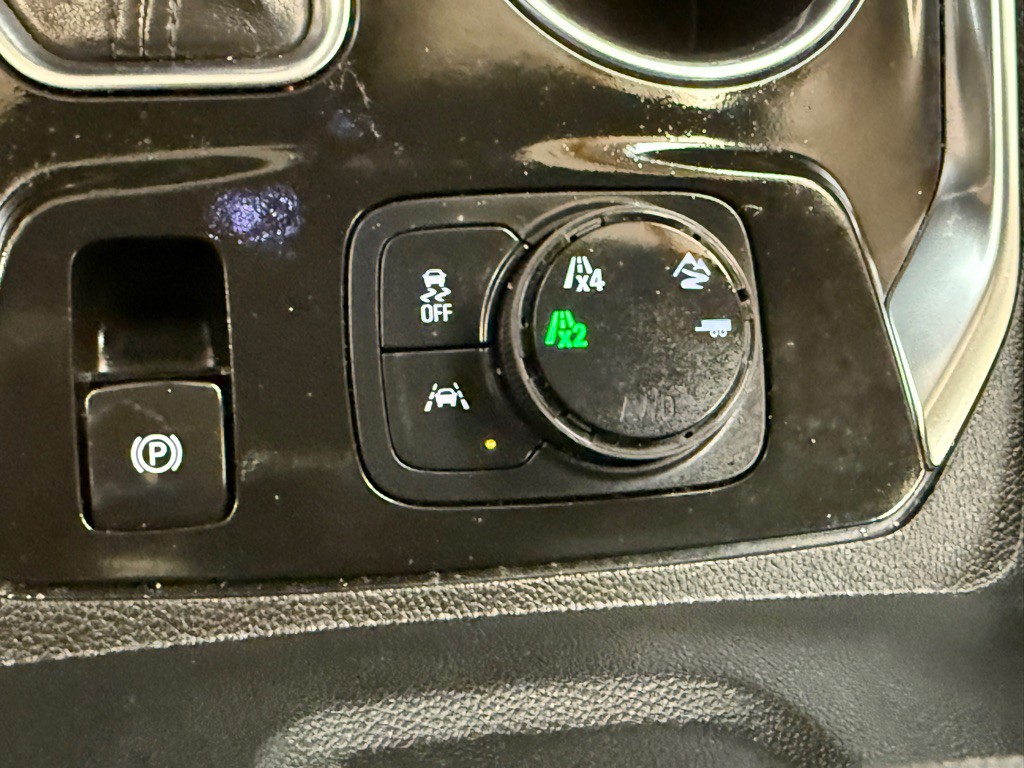 2021 Chevrolet Traverse Image 11
