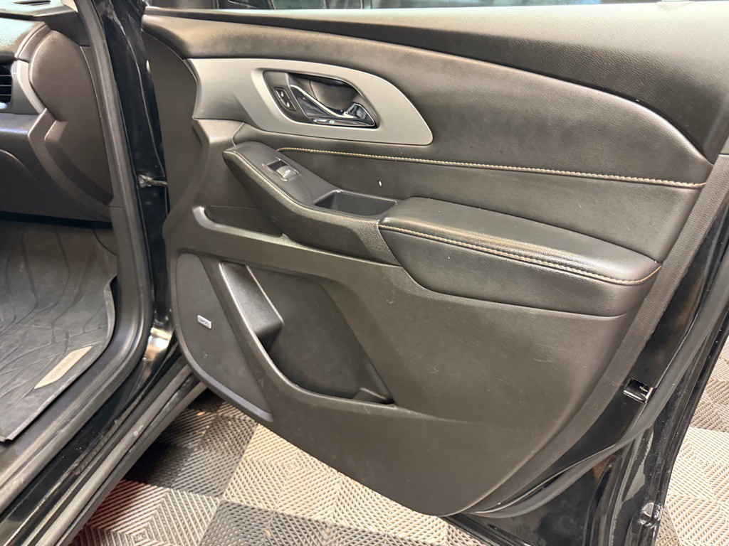 2021 Chevrolet Traverse Image 21