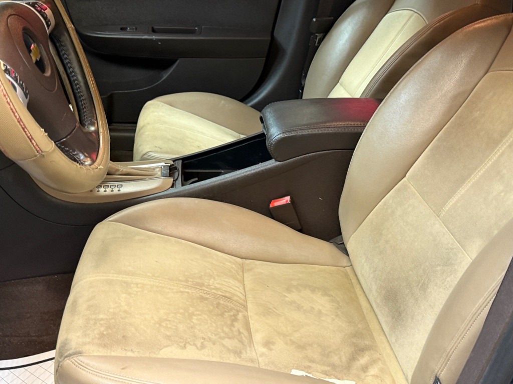 2011 Chevrolet Malibu Image 7
