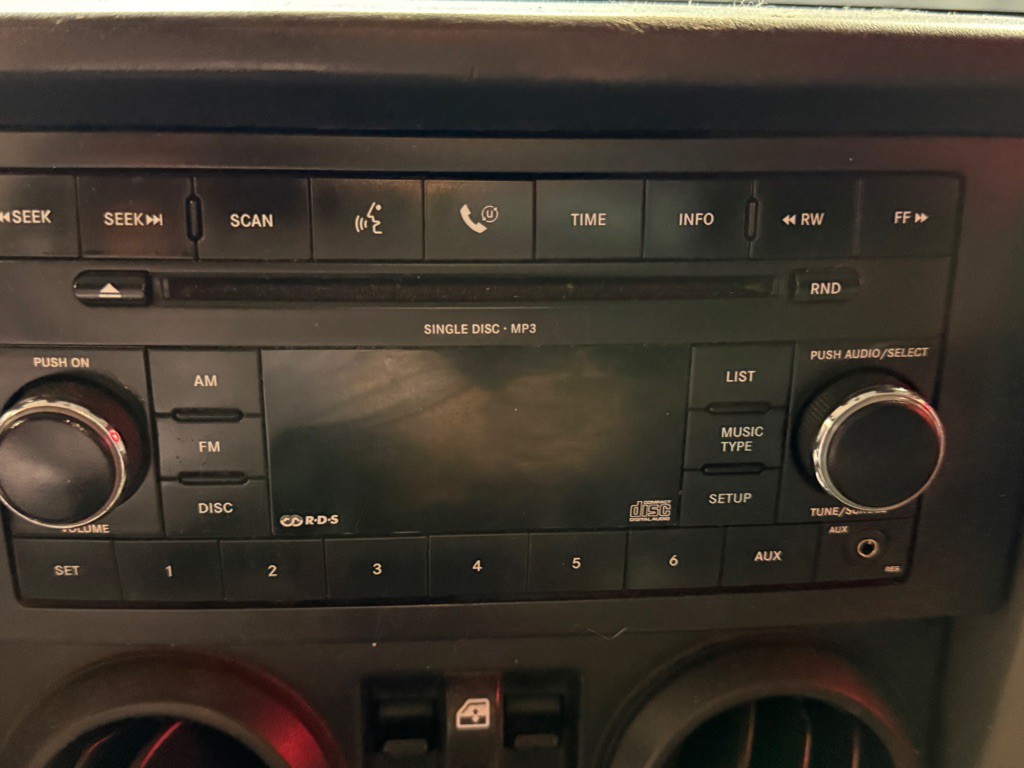 2007 Jeep Wrangler Image 11
