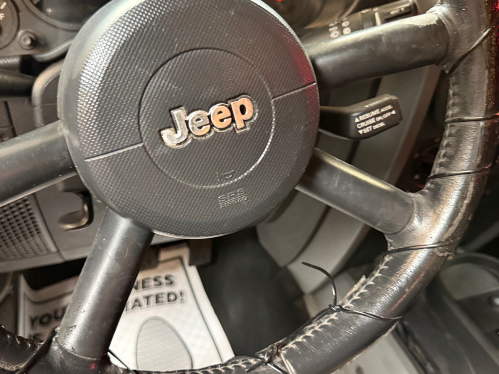 2007 Jeep Wrangler Image 12