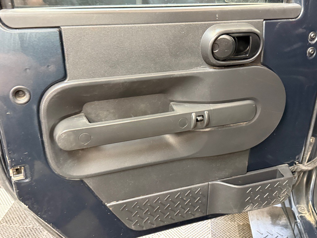 2007 Jeep Wrangler Image 14