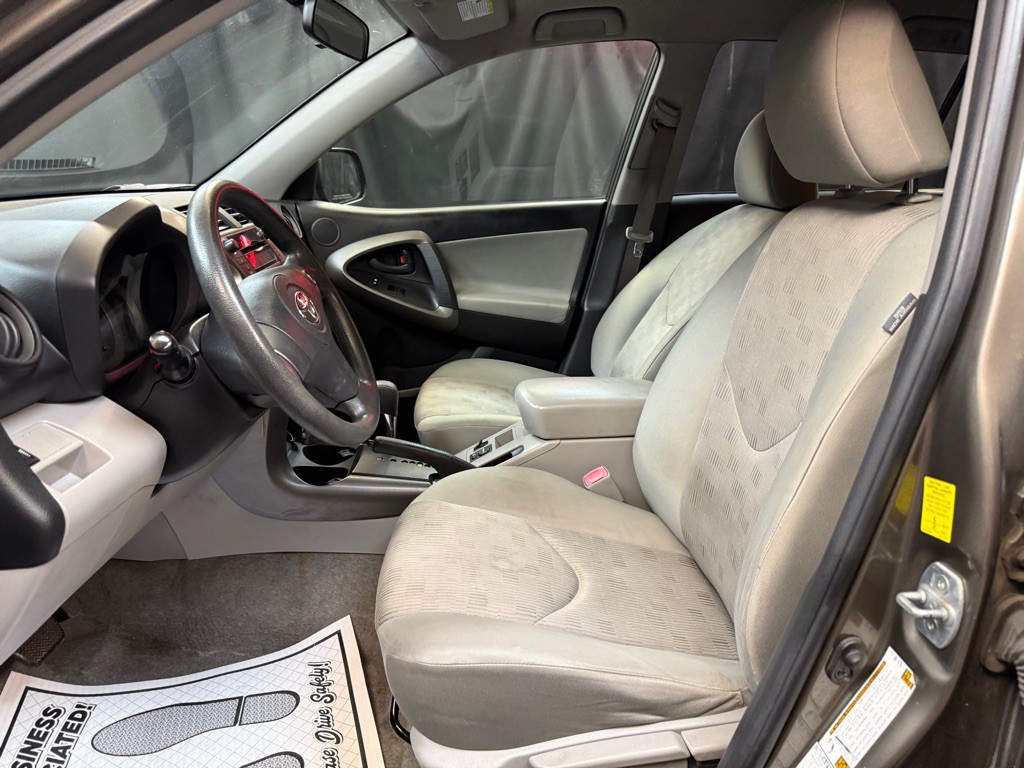 2010 Toyota Rav4 Image 7