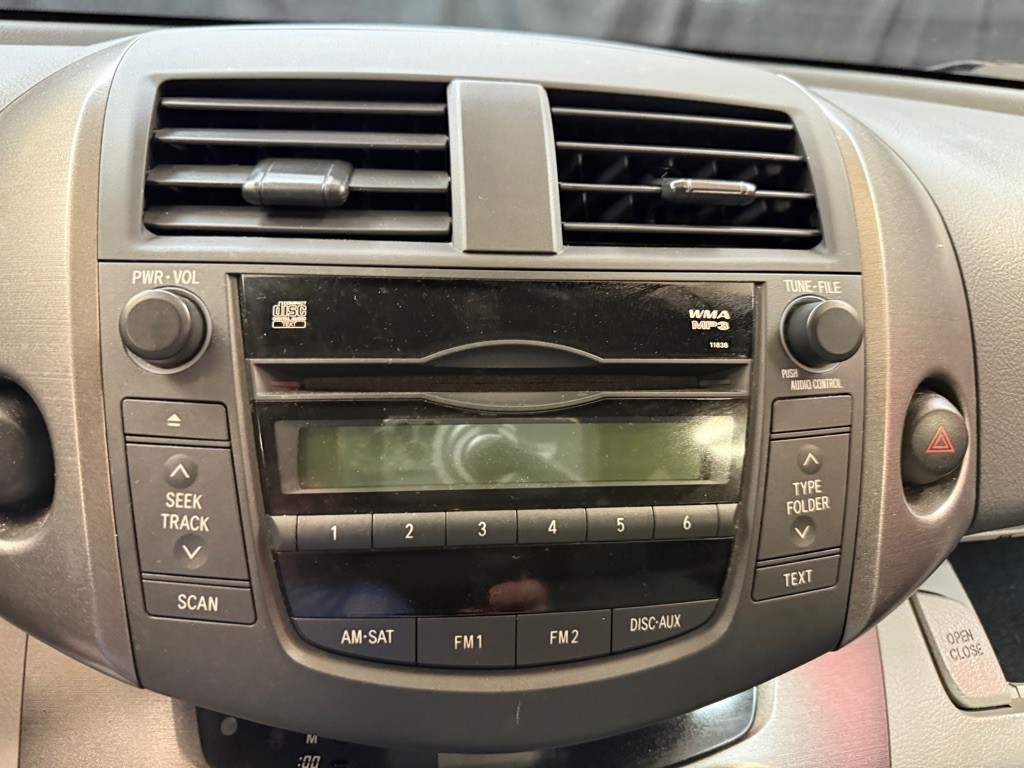 2010 Toyota Rav4 Image 10