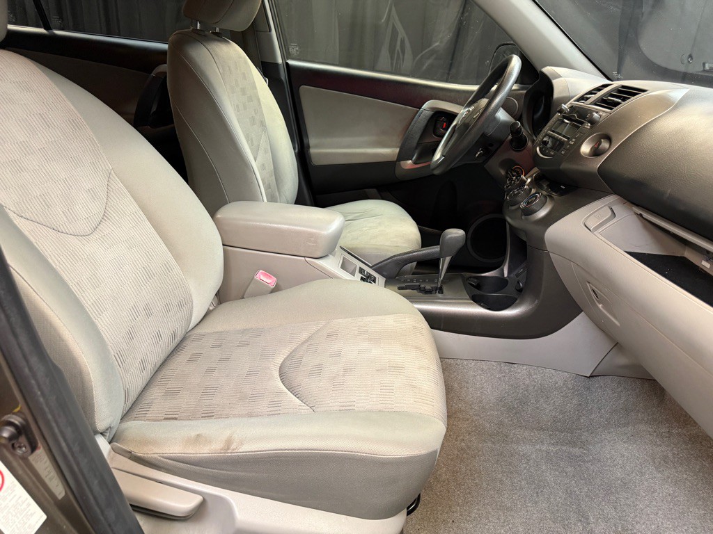 2010 Toyota Rav4 Image 18