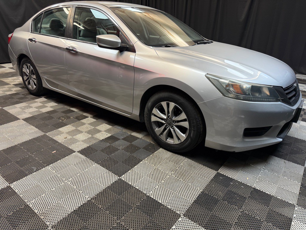 2015 Honda Accord Image 4