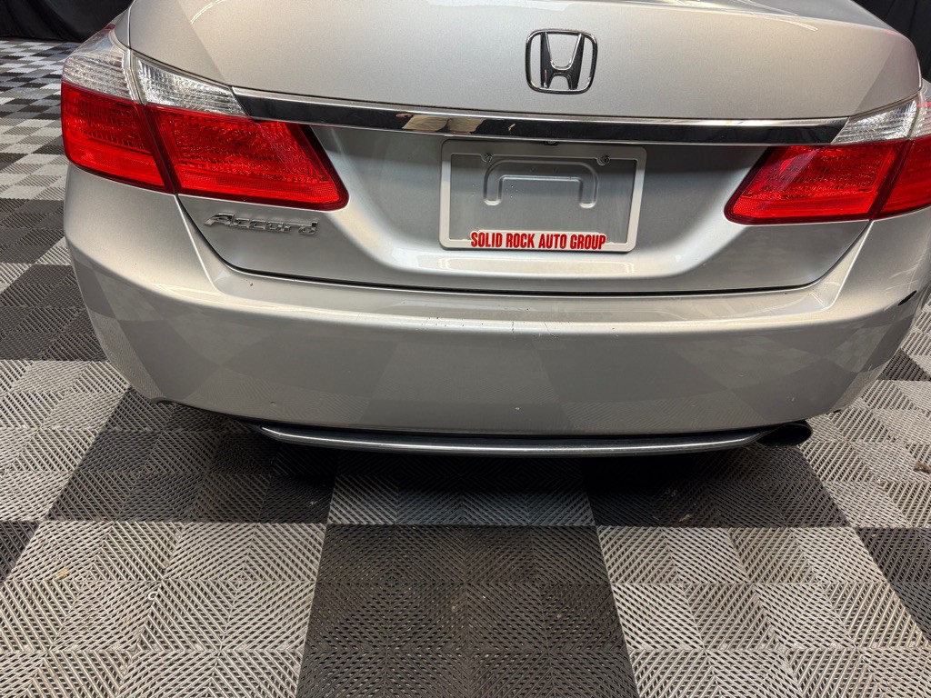 2015 Honda Accord Image 6