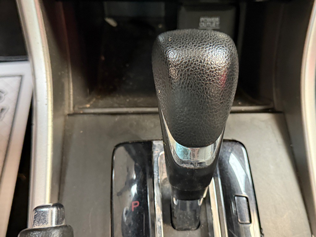 2015 Honda Accord Image 10
