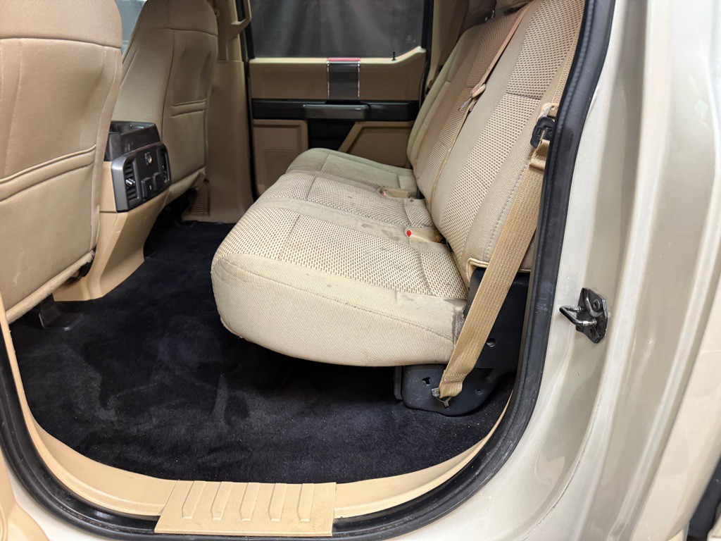 2017 Ford F-150 Image 17