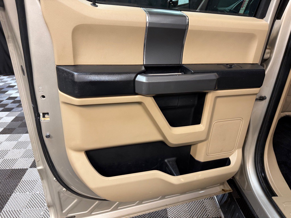 2017 Ford F-150 Image 18